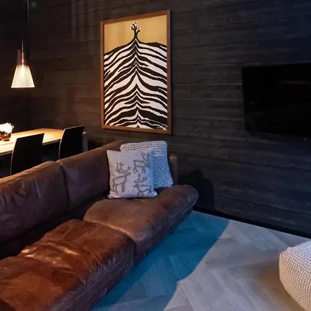 Weekend Platinum Ii Apartment *